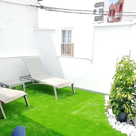 アパート Modern Bohotropical With Terrace *