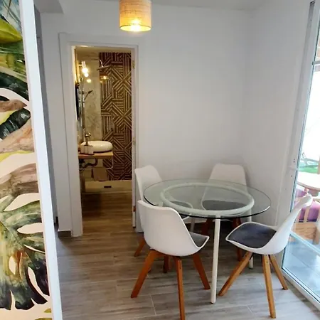 アパート Modern Bohotropical With Terrace *